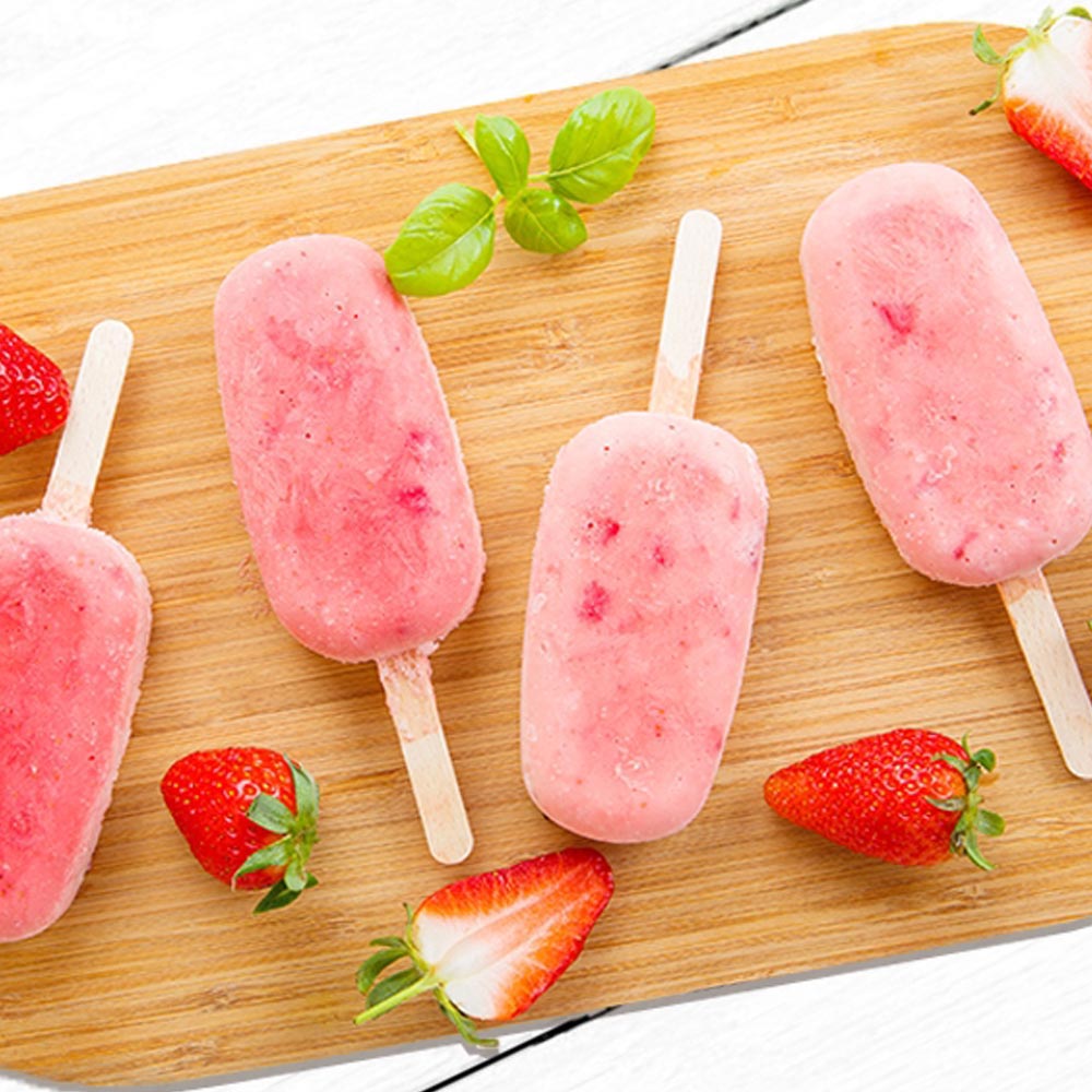 草莓和奶油冰棒